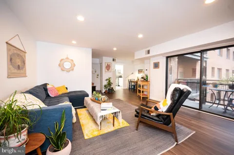7611 MAPLE AVENUE #503