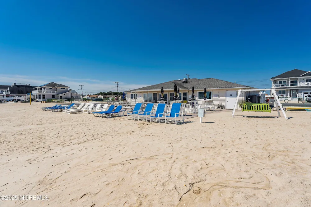 14 Hawkins Way Waretown, NJ 08758