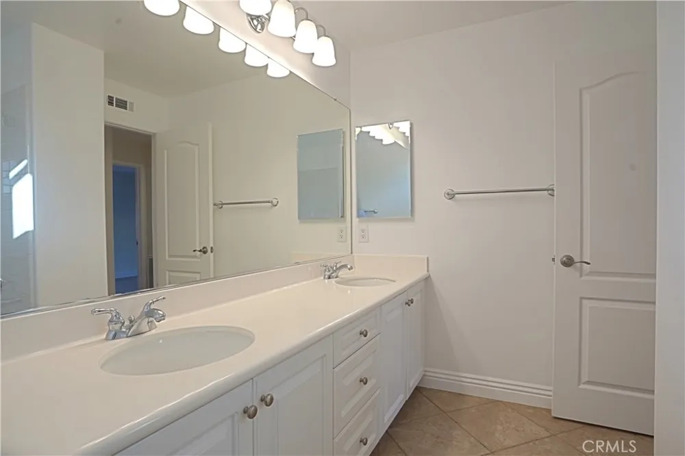16 Savona Court Newport Coast, CA 92657