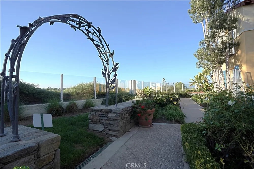 16 Savona Court Newport Coast, CA 92657