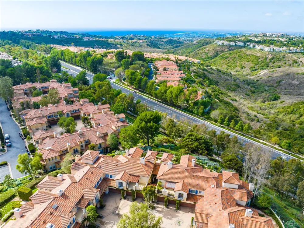 16 Savona Court Newport Coast, CA 92657