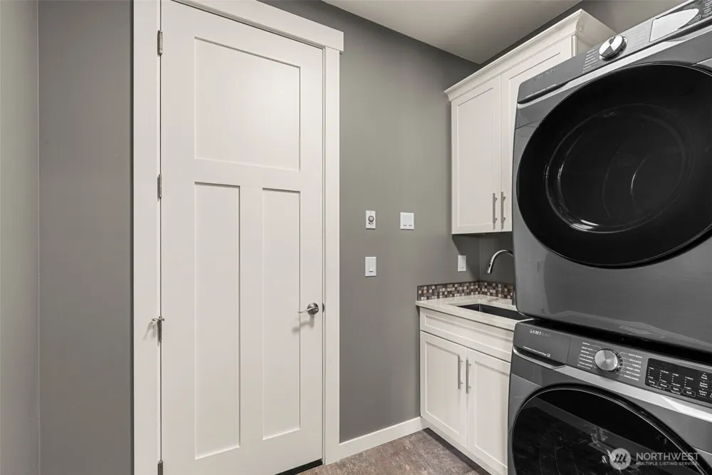 3240 NW Brianna Avenue East Wenatchee, WA 98802