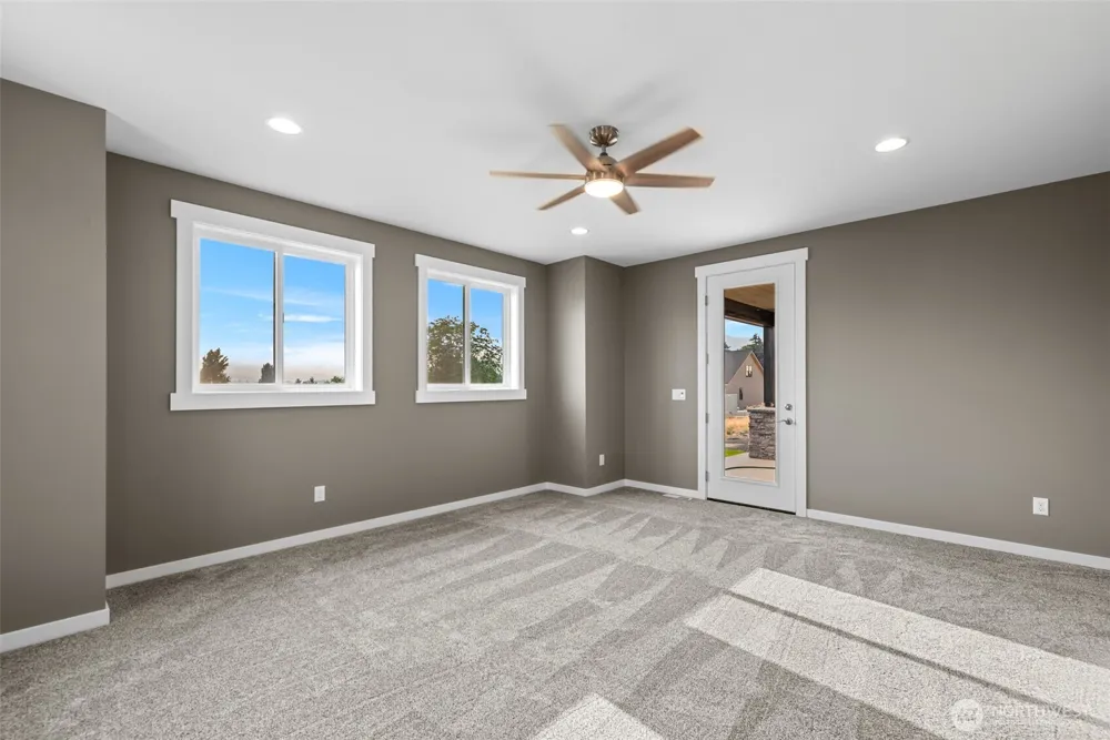 3240 NW Brianna Avenue East Wenatchee, WA 98802