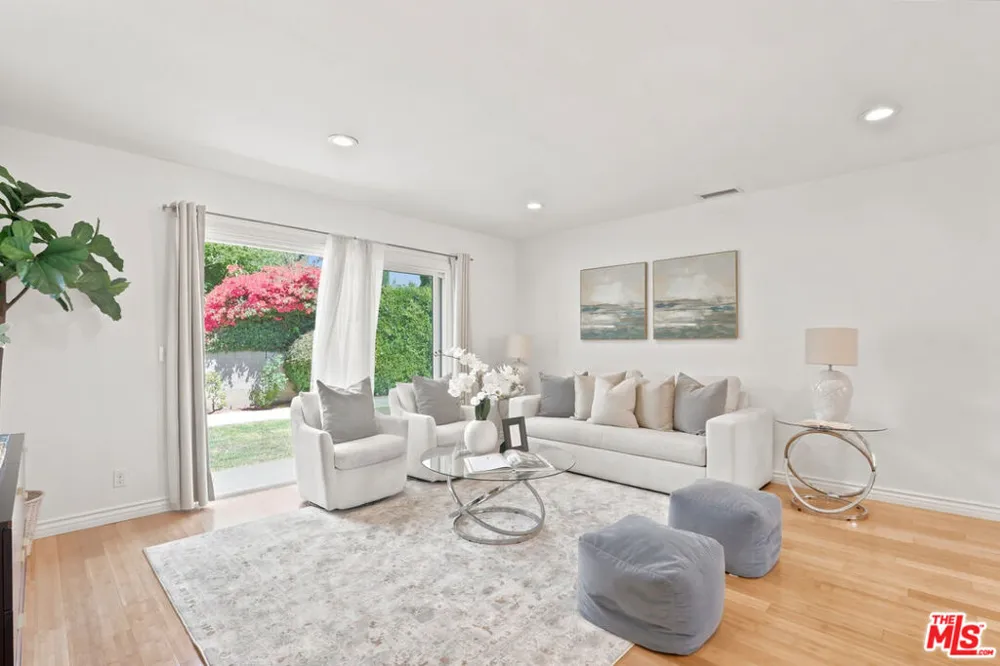 11521 Patom Drive Culver City, CA 90230