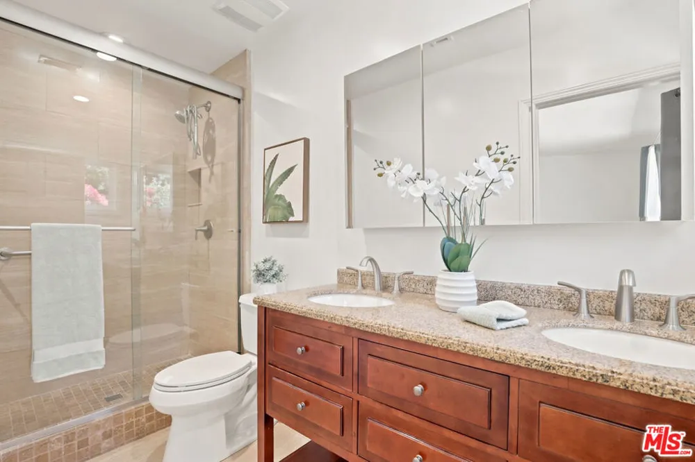 11521 Patom Drive Culver City, CA 90230