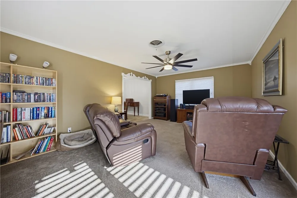 113 E Janin Circle Portland, TX 78374