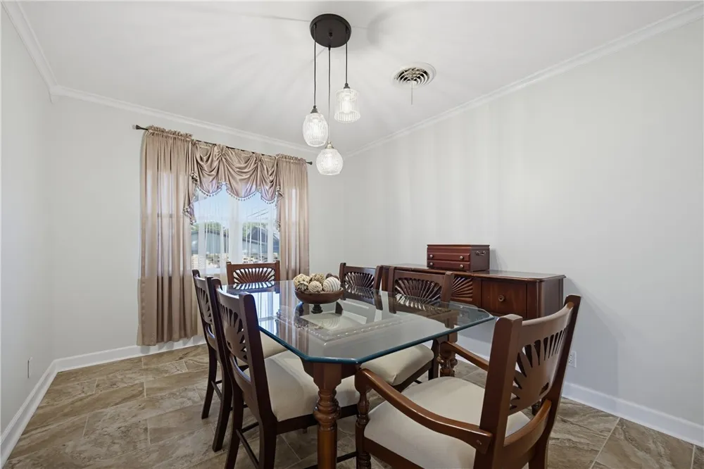 113 E Janin Circle Portland, TX 78374