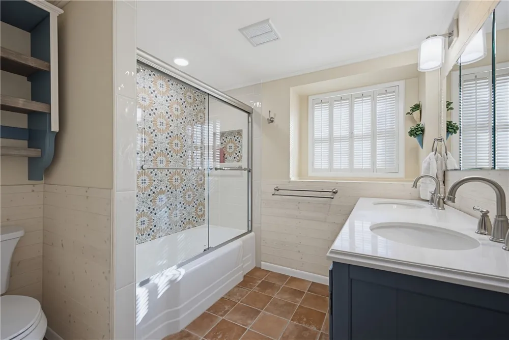 113 E Janin Circle Portland, TX 78374