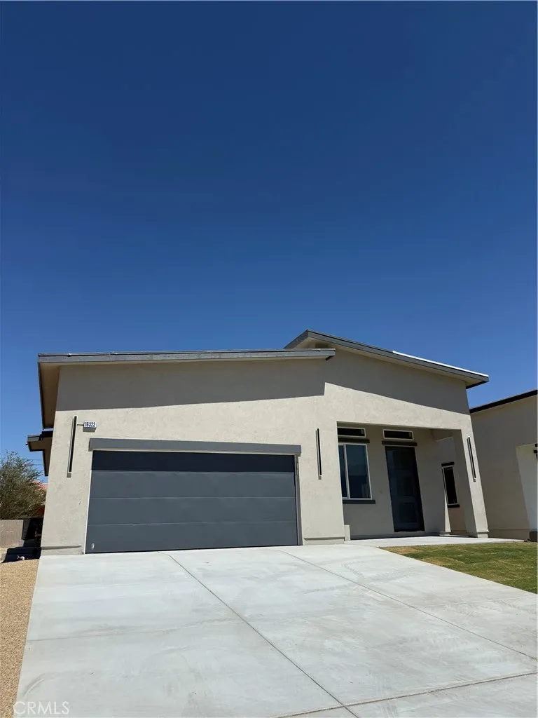 16322 Avenida Gracia Desert Hot Springs, CA 92240