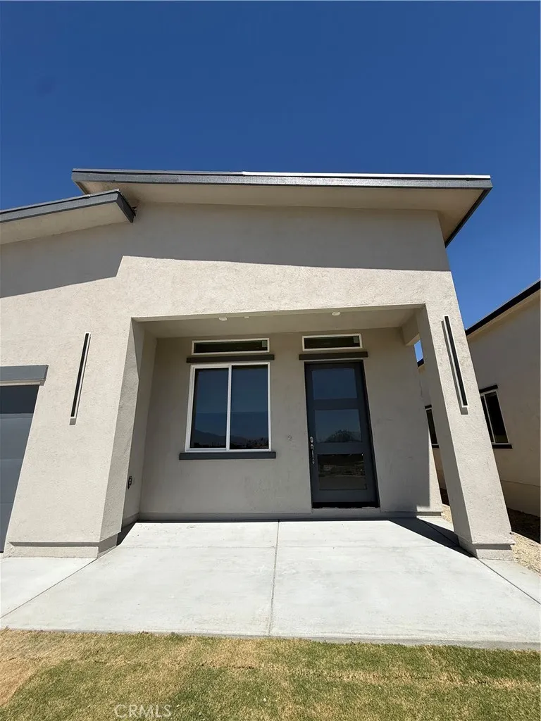 16322 Avenida Gracia Desert Hot Springs, CA 92240