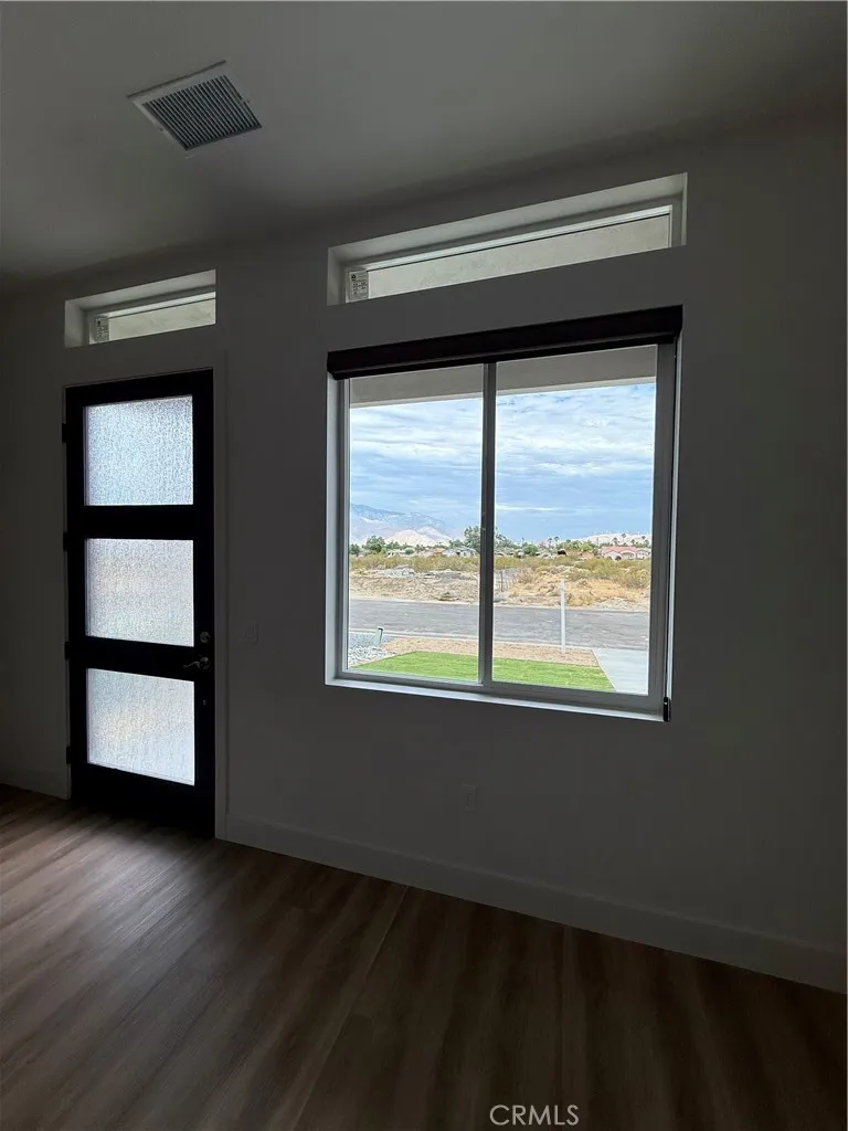 16322 Avenida Gracia Desert Hot Springs, CA 92240