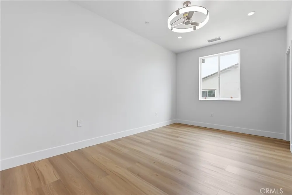 16322 Avenida Gracia Desert Hot Springs, CA 92240