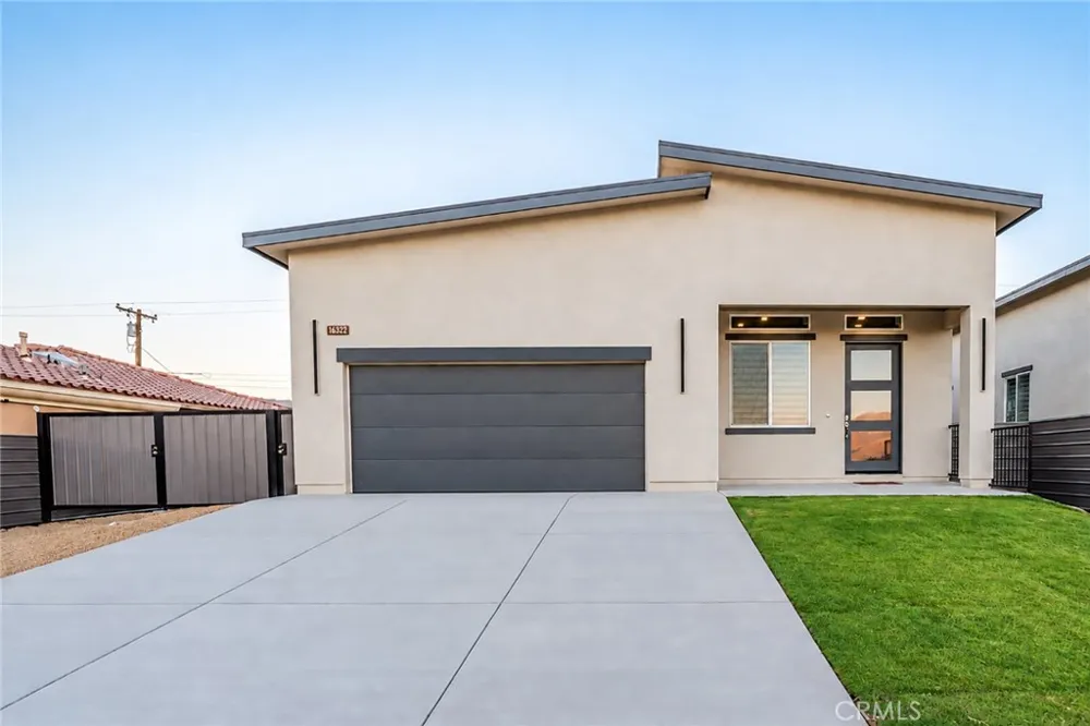 16322 Avenida Gracia Desert Hot Springs, CA 92240