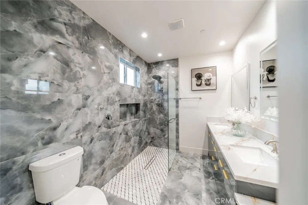 16322 Avenida Gracia Desert Hot Springs, CA 92240