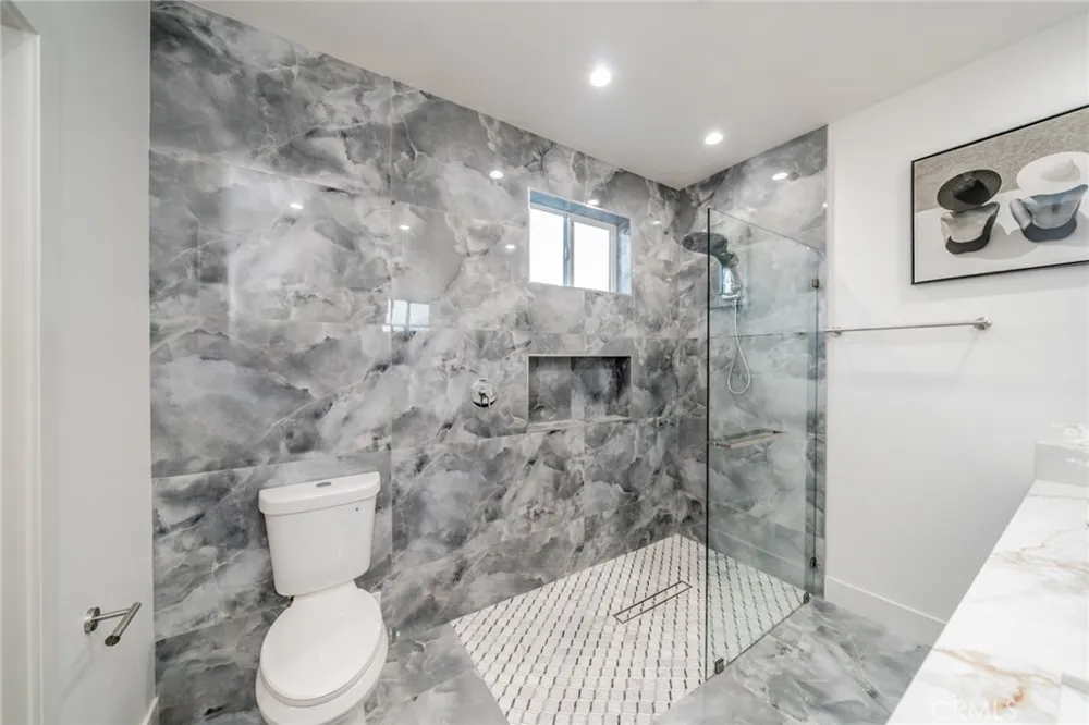 16322 Avenida Gracia Desert Hot Springs, CA 92240