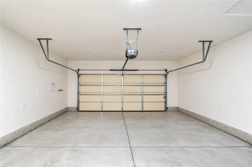 16322 Avenida Gracia Desert Hot Springs, CA 92240