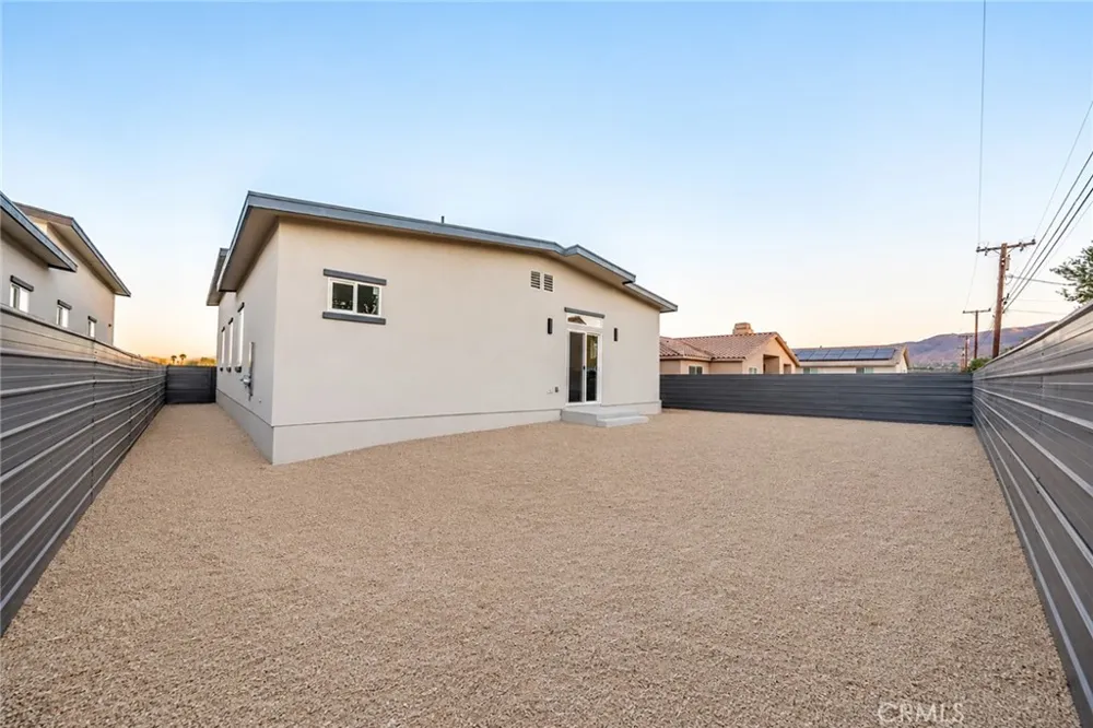 16322 Avenida Gracia Desert Hot Springs, CA 92240