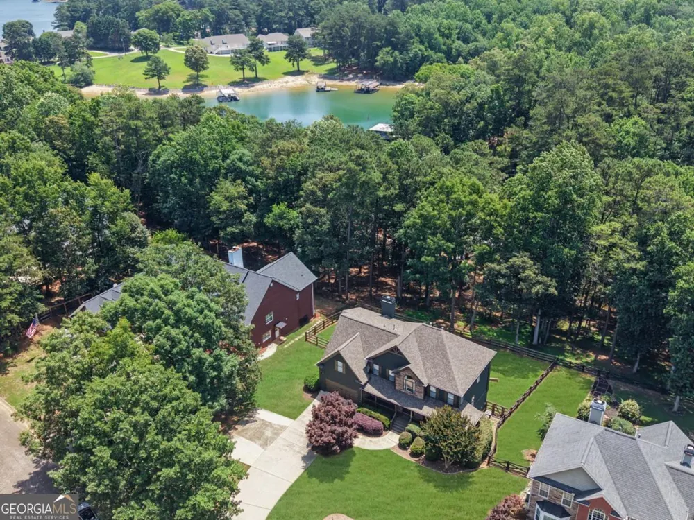 4418 Shellie LN Oakwood, GA 30566