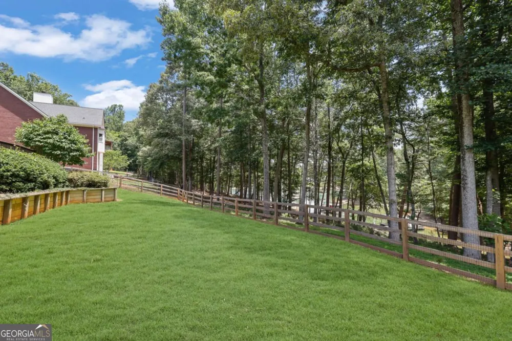 4418 Shellie LN Oakwood, GA 30566
