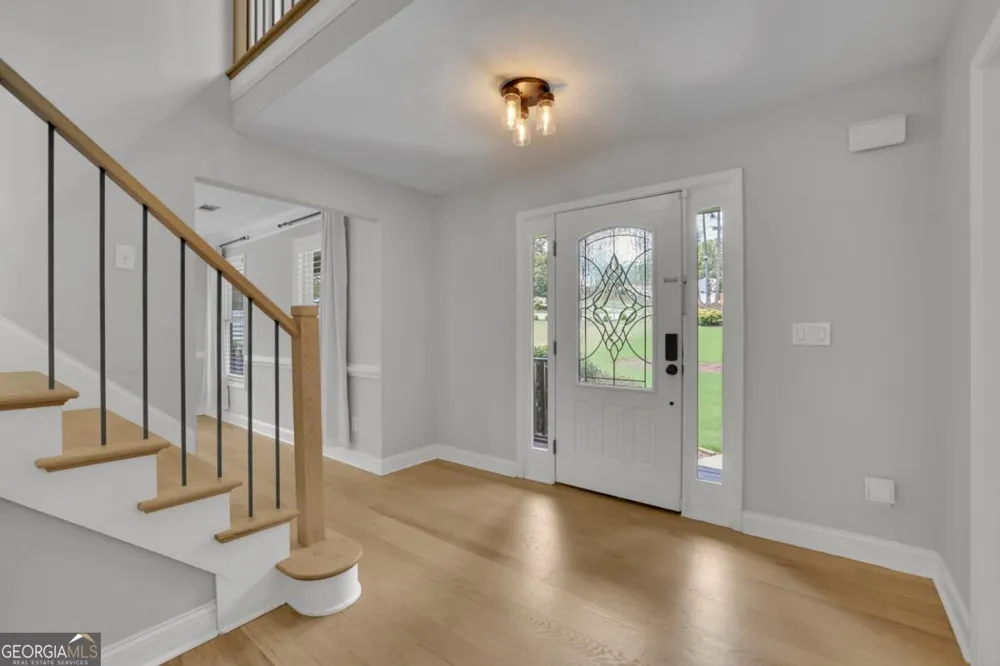 4418 Shellie LN Oakwood, GA 30566