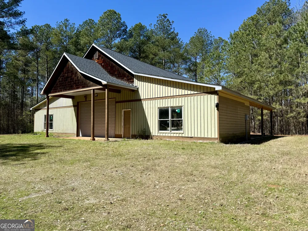 2375 Factory Hole DR Bowman, GA 30624