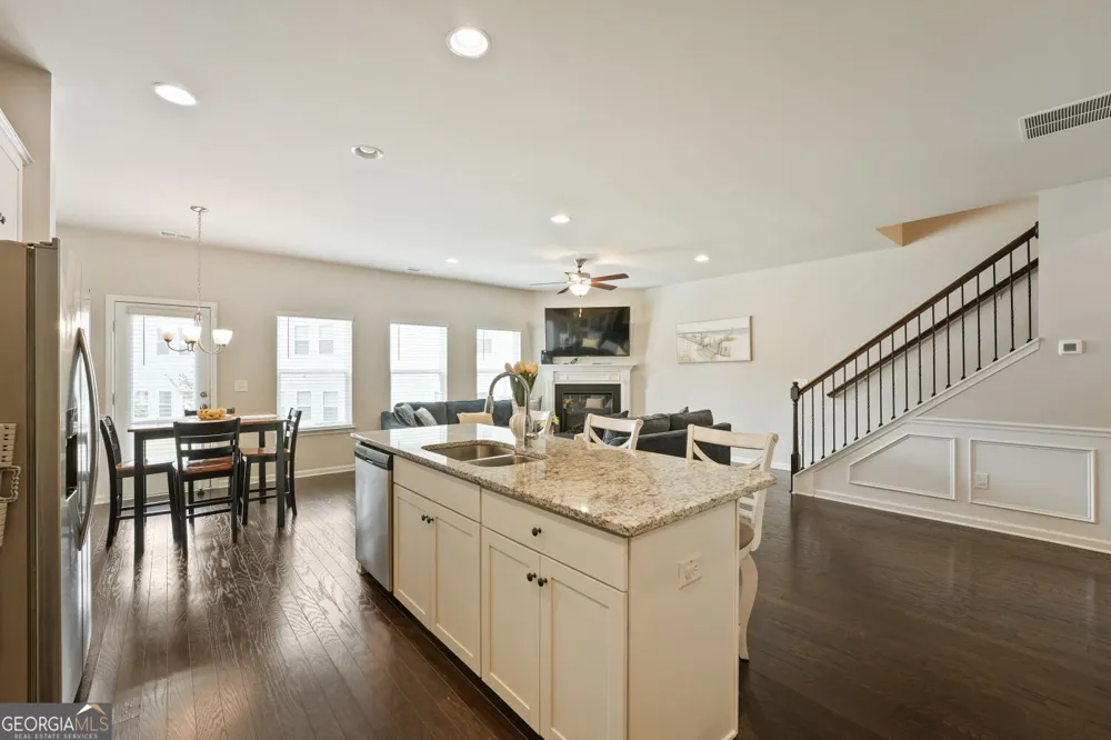 6216 Thorncrest DR NW Tucker, GA 30084