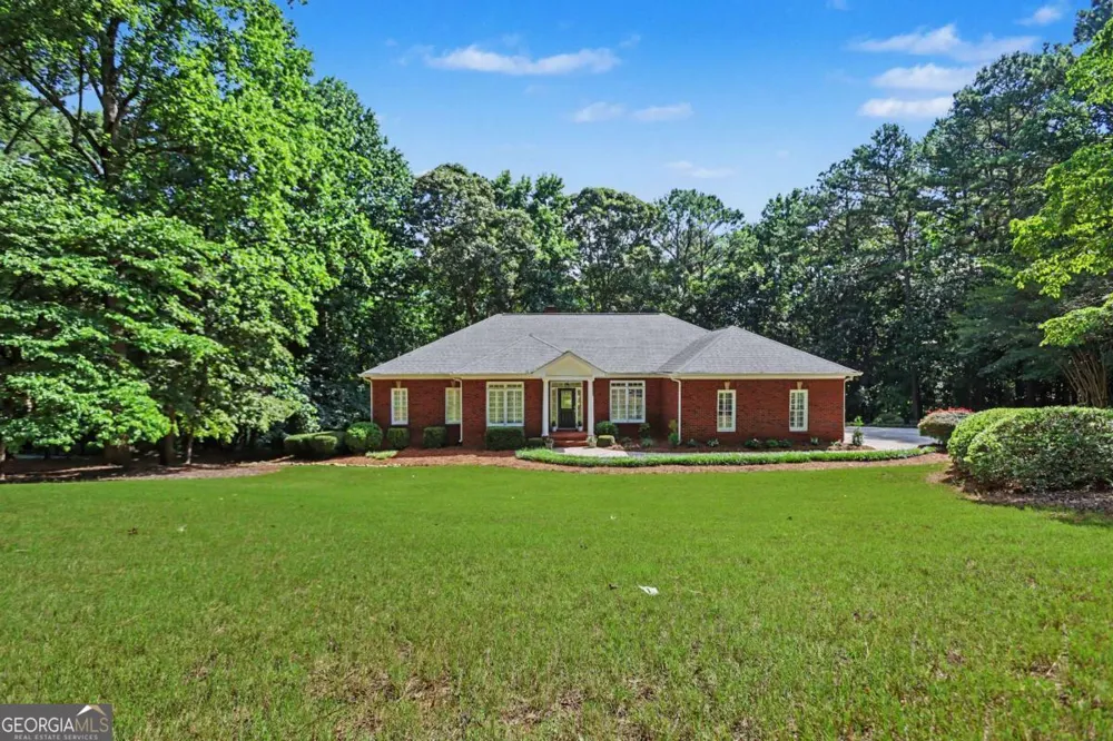 3741 Apalachee RDG Monroe, GA 30656