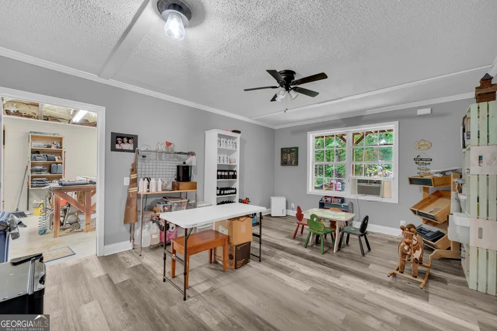 587 J B Owens RD Bethlehem, GA 30620