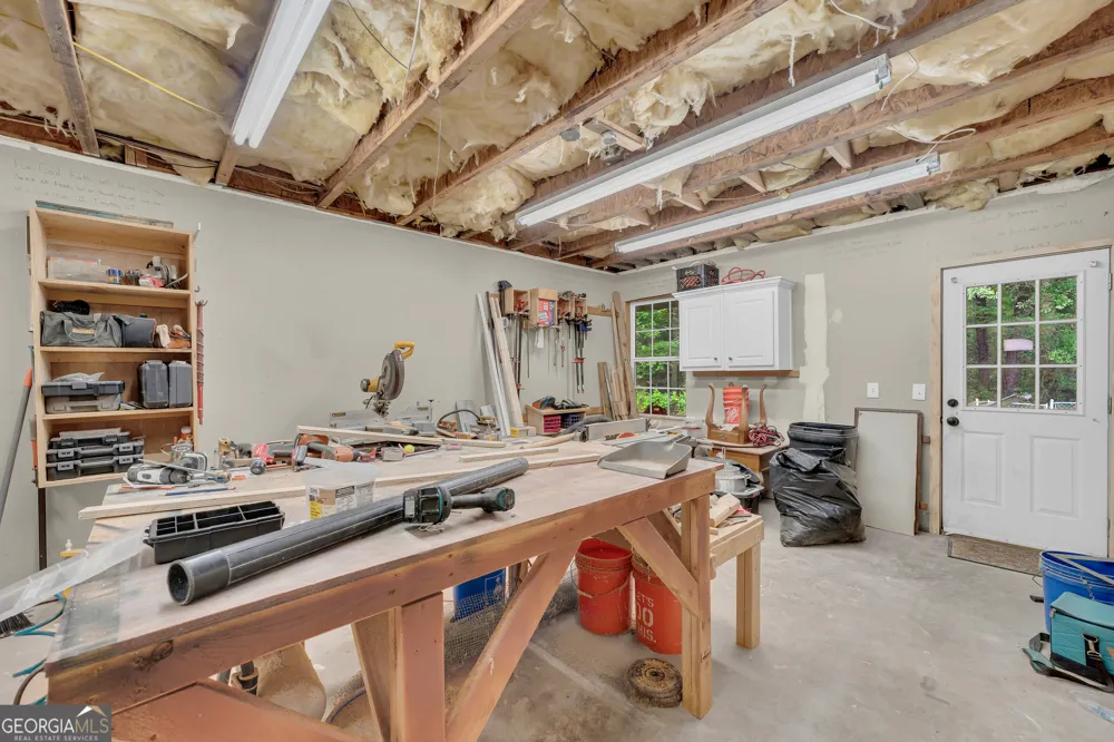 587 J B Owens RD Bethlehem, GA 30620