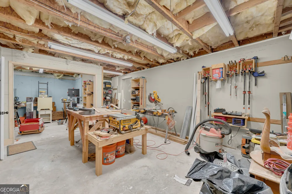 587 J B Owens RD Bethlehem, GA 30620