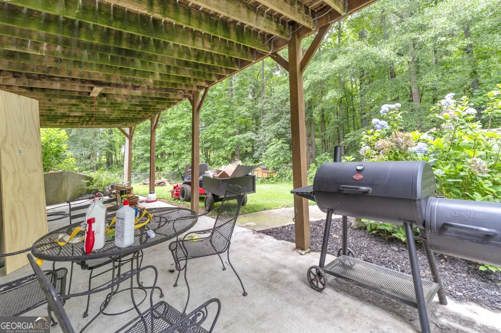 587 J B Owens RD Bethlehem, GA 30620