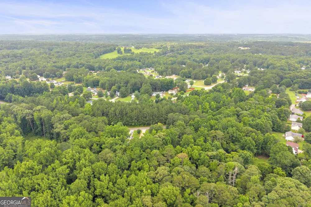 587 J B Owens RD Bethlehem, GA 30620