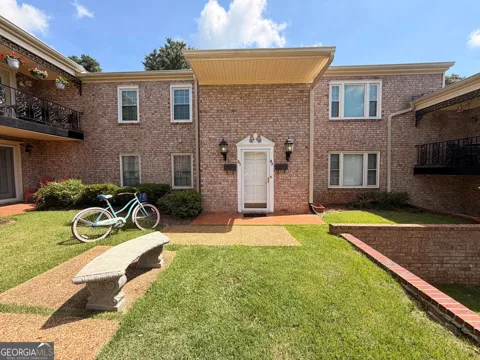 1010 Hickman RD