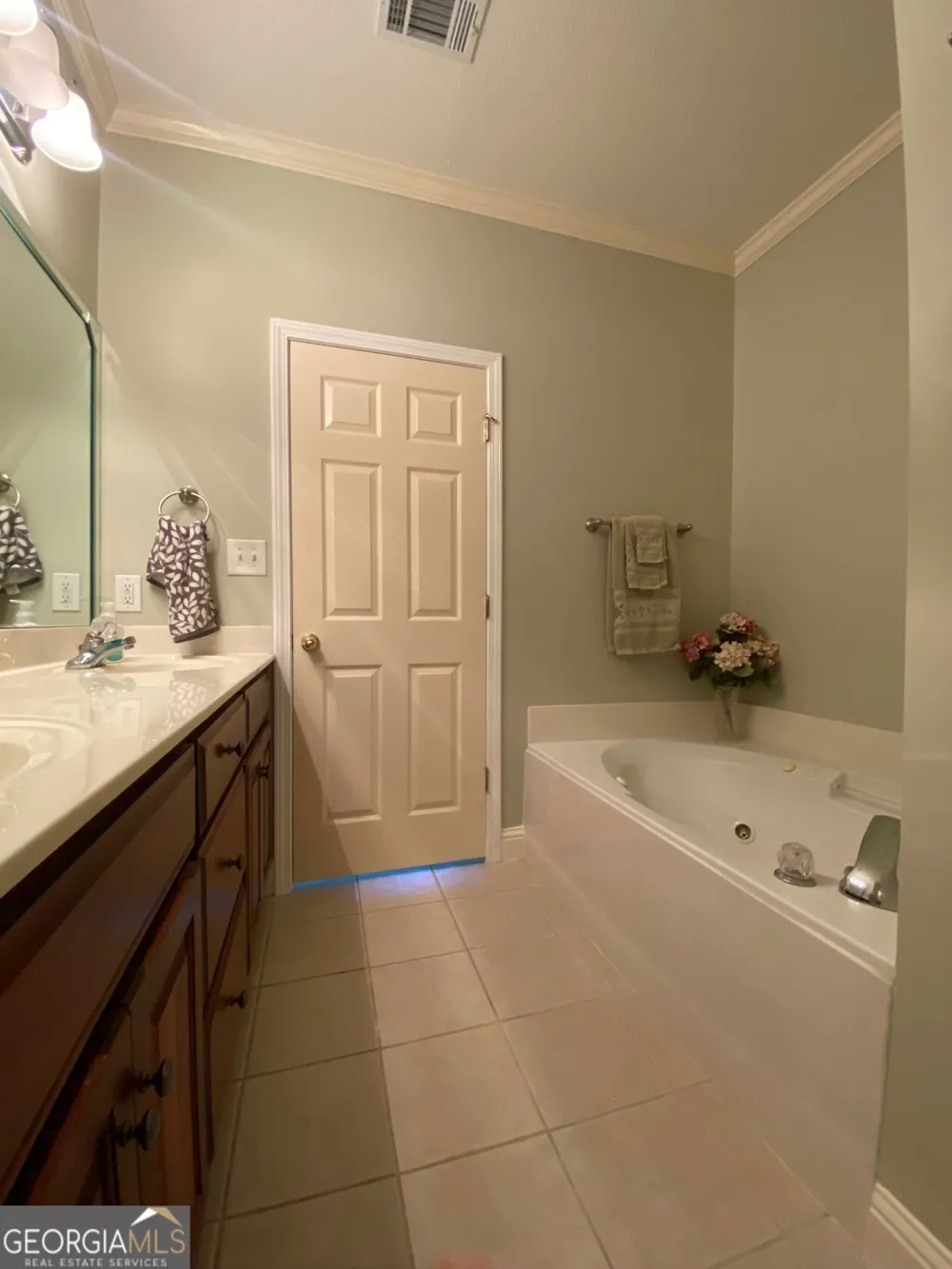 304 Dixieland DR Byron, GA 31008