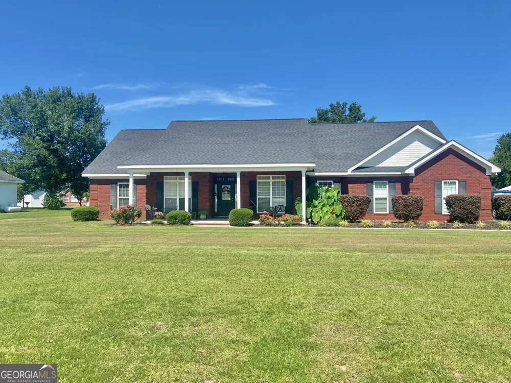 304 Dixieland DR Byron, GA 31008