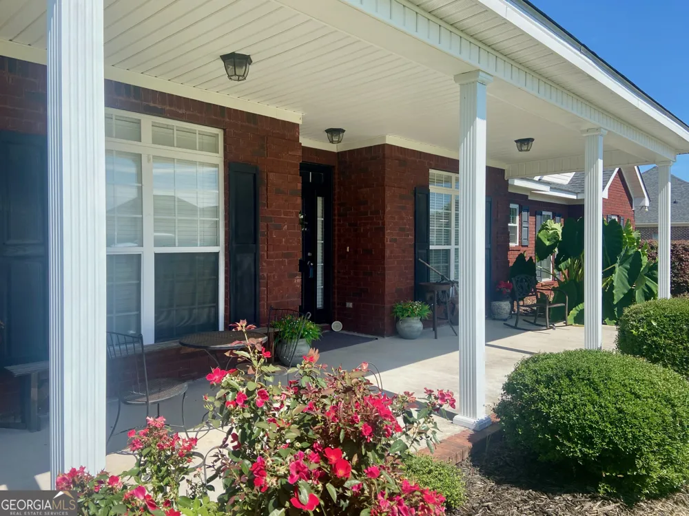 304 Dixieland DR Byron, GA 31008