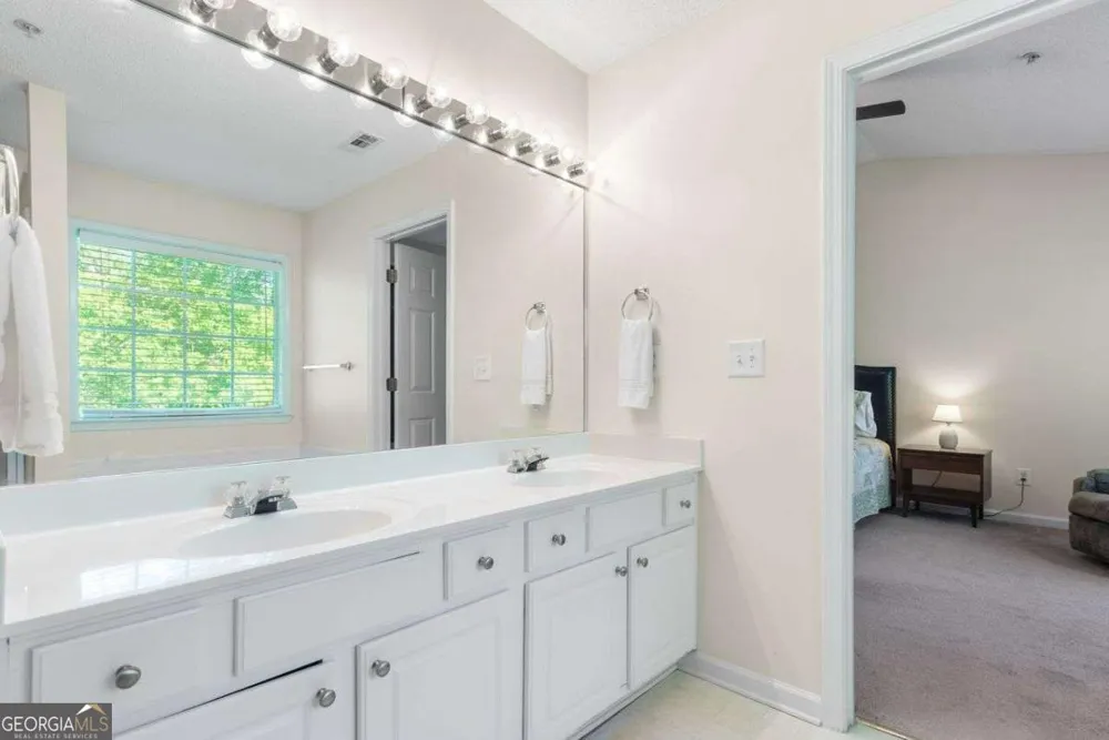 120 Regent PL Woodstock, GA 30188