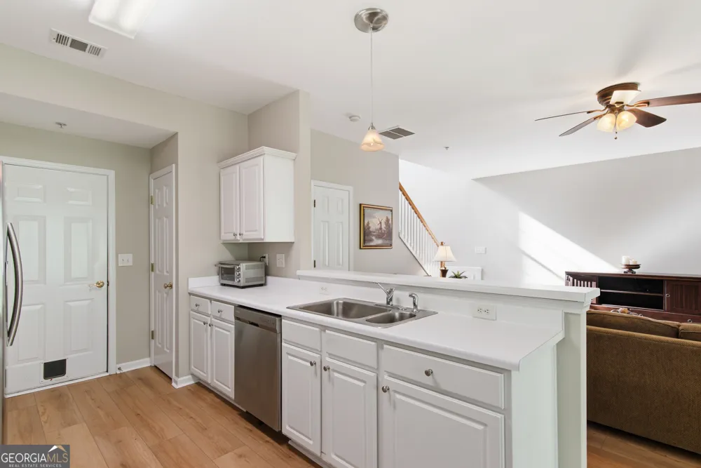 120 Regent PL Woodstock, GA 30188