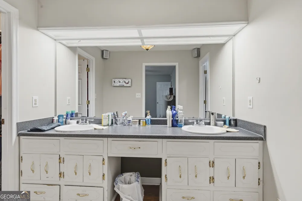 118 Pinecrest DR NE Milledgeville, GA 31061
