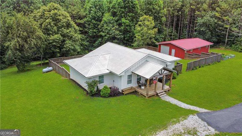 1831 Holly Springs RD Rockmart, GA 30153