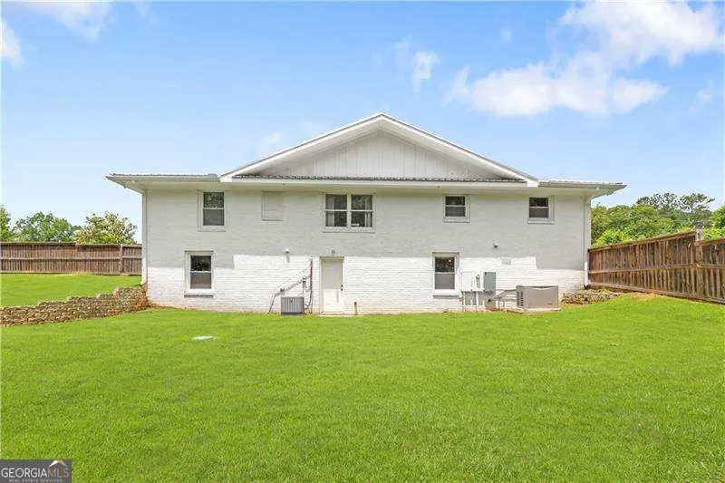 1831 Holly Springs RD Rockmart, GA 30153