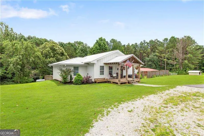 1831 Holly Springs RD Rockmart, GA 30153