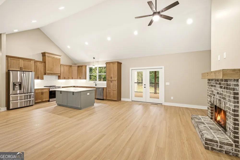 238 Singing Hills DR Clarkesville, GA 30523