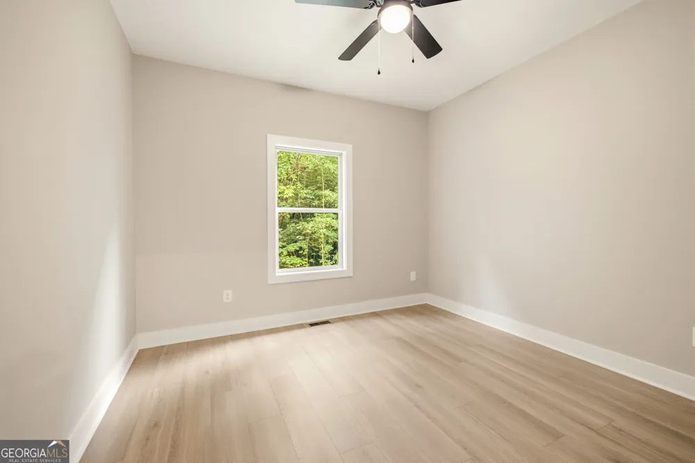 238 Singing Hills DR Clarkesville, GA 30523