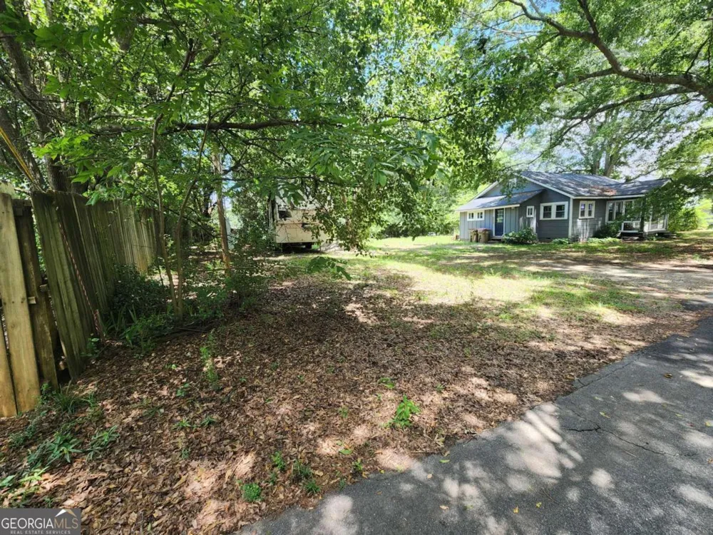 5308IS Tanner ST Flowery Branch, GA 30542