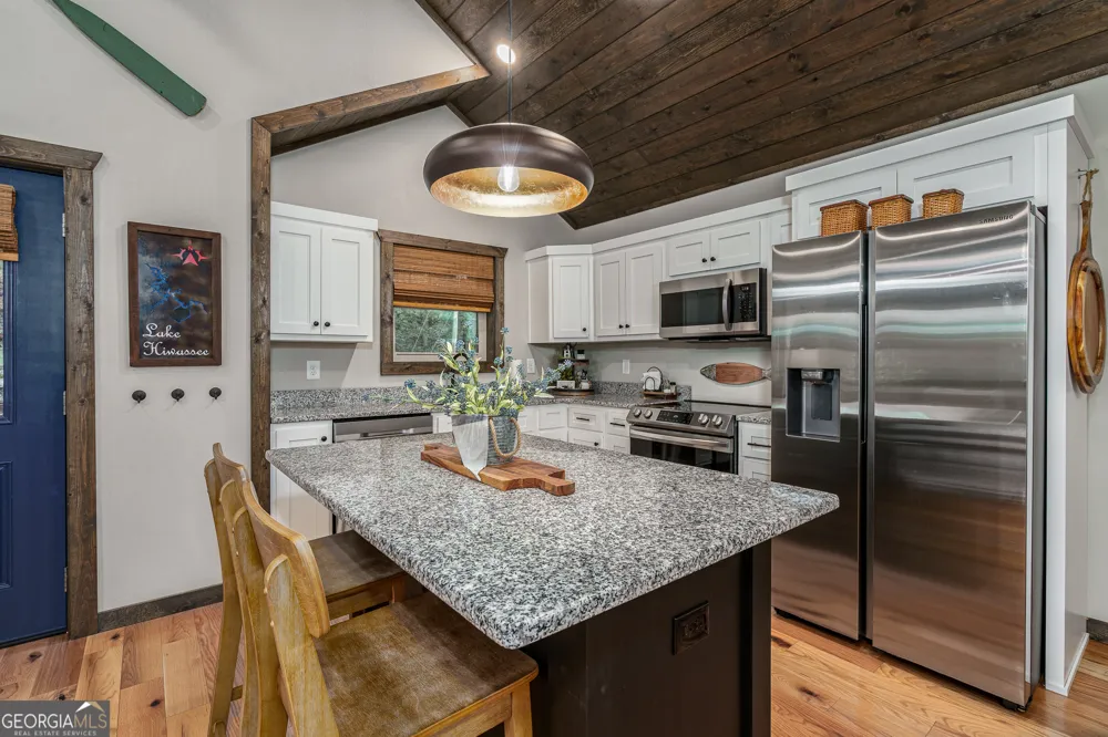1095 Lonesome Pine RD Murphy, NC 28906