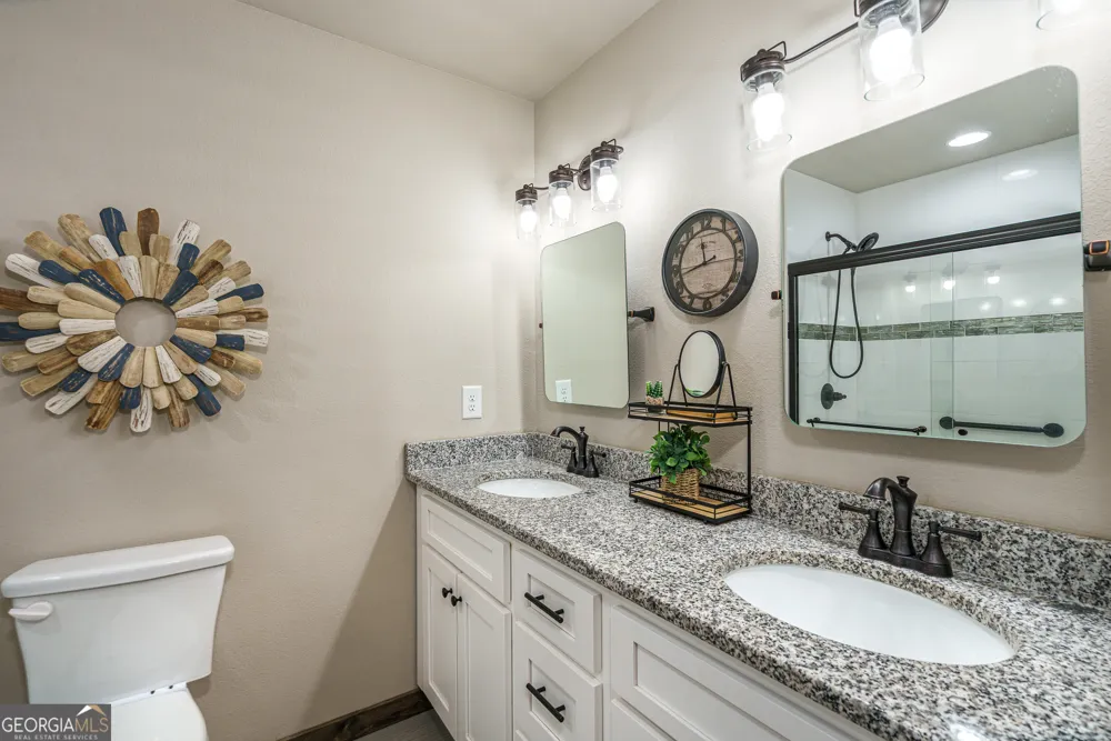 1095 Lonesome Pine RD Murphy, NC 28906