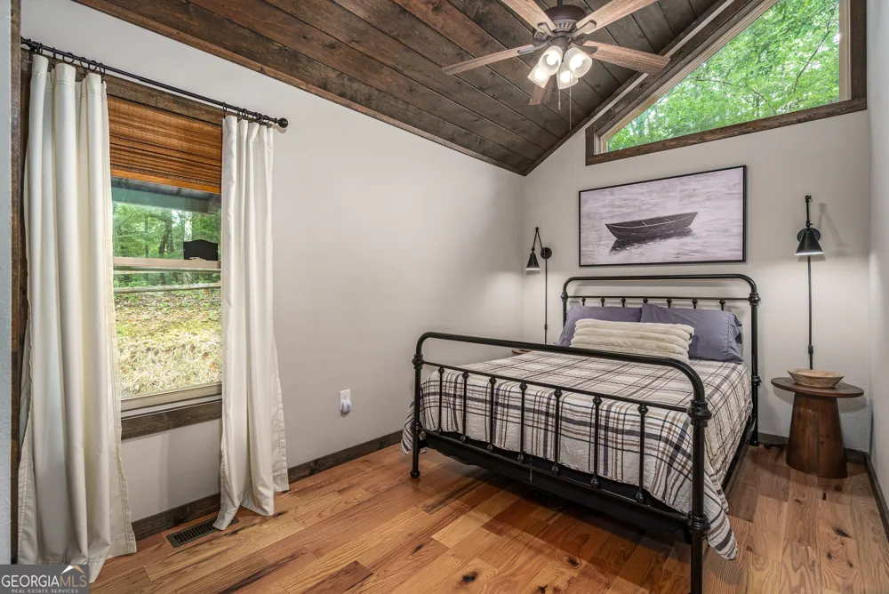 1095 Lonesome Pine RD Murphy, NC 28906
