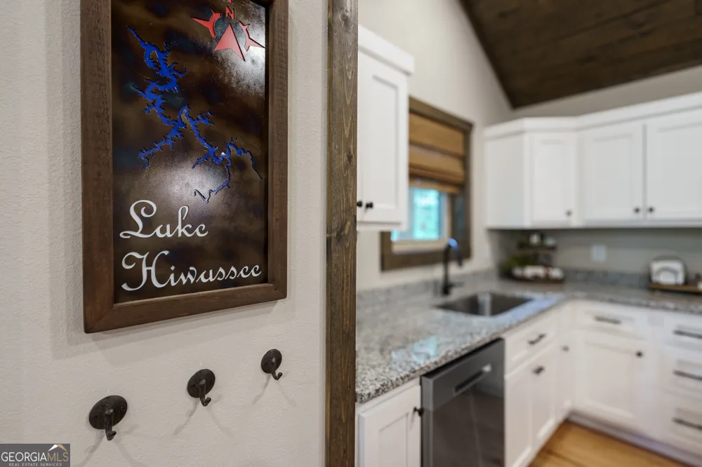 1095 Lonesome Pine RD Murphy, NC 28906