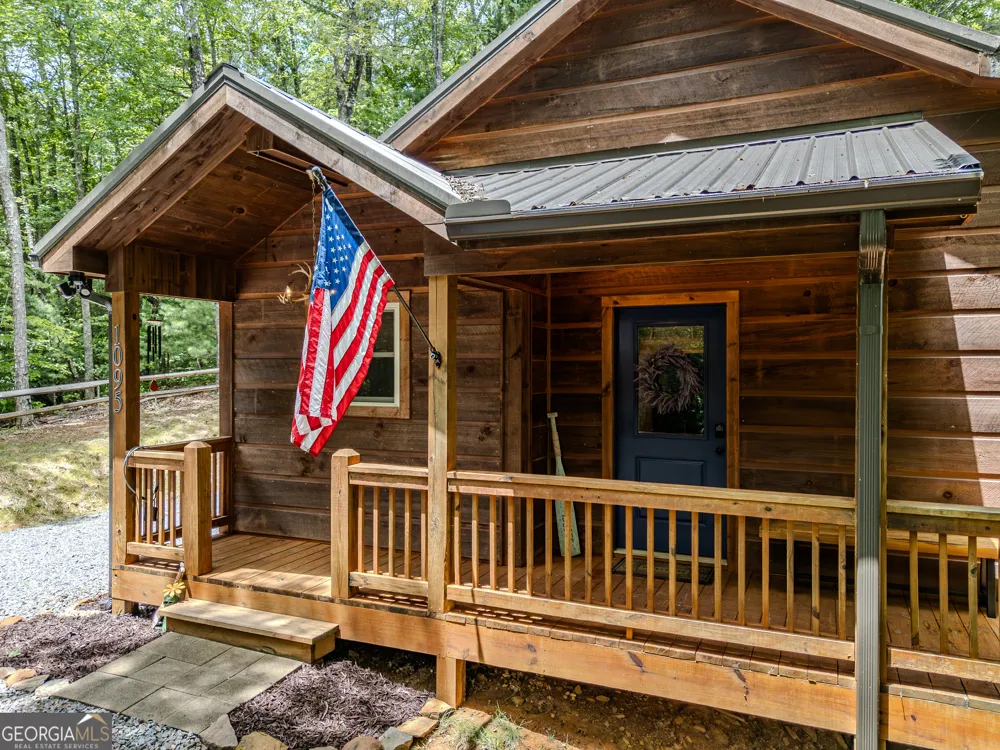 1095 Lonesome Pine RD Murphy, NC 28906